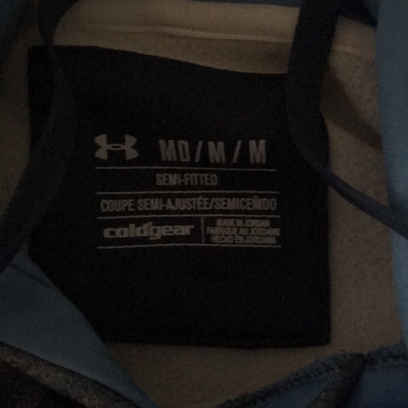 Under Armour medium cold gear sweat shirt - Picture 2 of 3